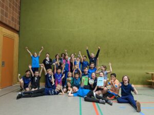 PXL_20230323_121028598.MP (1)