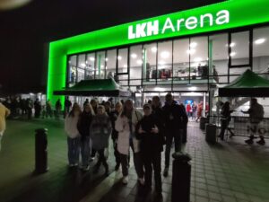 signal-2023-12-03-171650_003