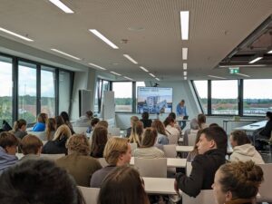 PXL_20240528_120232495-min