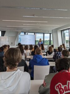 PXL_20240528_120955350.PORTRAIT.ORIGINAL-min